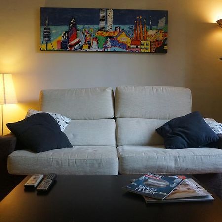 Aparteasy - Montjuic & Fira Barcelona Bagian luar foto