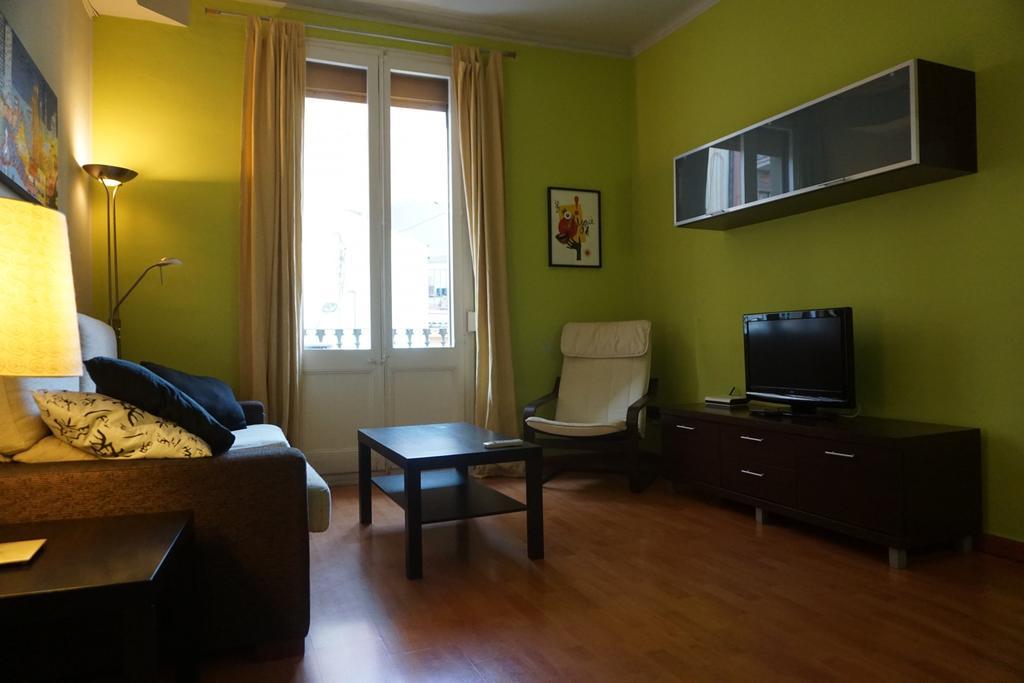 Aparteasy - Montjuic & Fira Barcelona Bagian luar foto