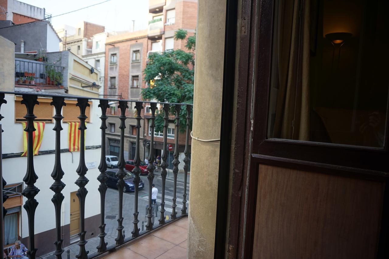 Aparteasy - Montjuic & Fira Barcelona Ruang foto